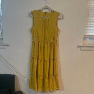 Elegant Yellow Tiered Midi Dress
